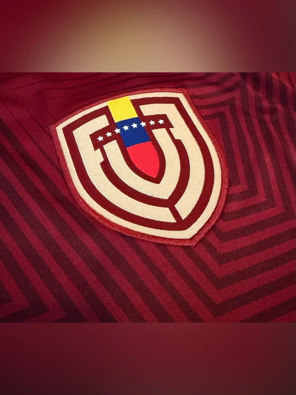 Adidas Authentic Venezuela National Team Vinotinto 2026 Jersey KB3723 Men’s Sz L